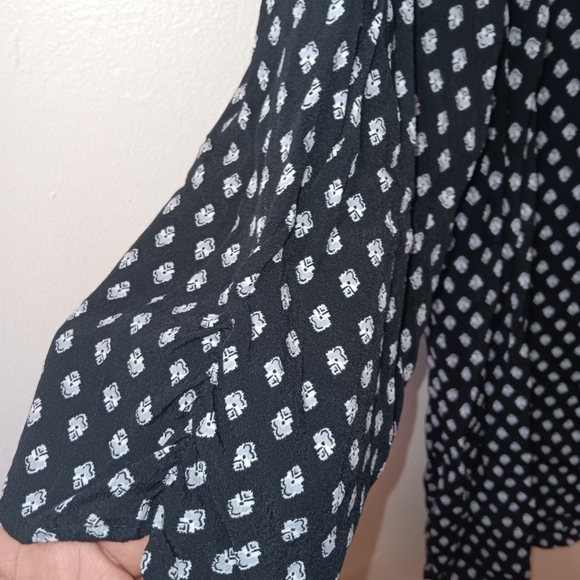 Croft & Barrow Black and White Polka Dot Blouse - Picture 4 of 8